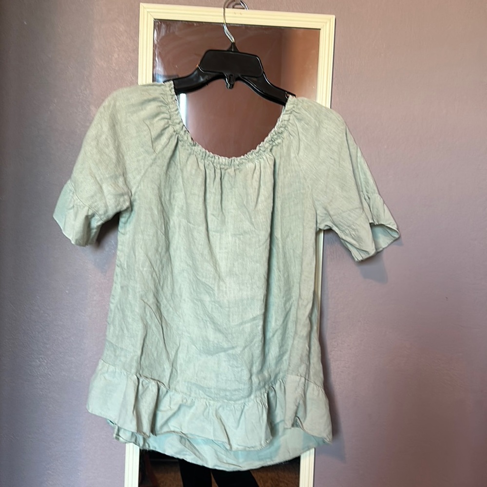 Green blouse